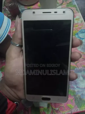 Samsung Galaxy J7 Max ৩২ জিবি কালো