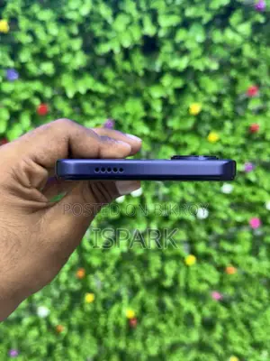 নতুন Vivo Y21 ১২৮ জিবি নীল