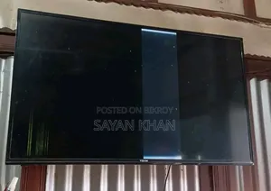 Vision 43" LED Smart TV