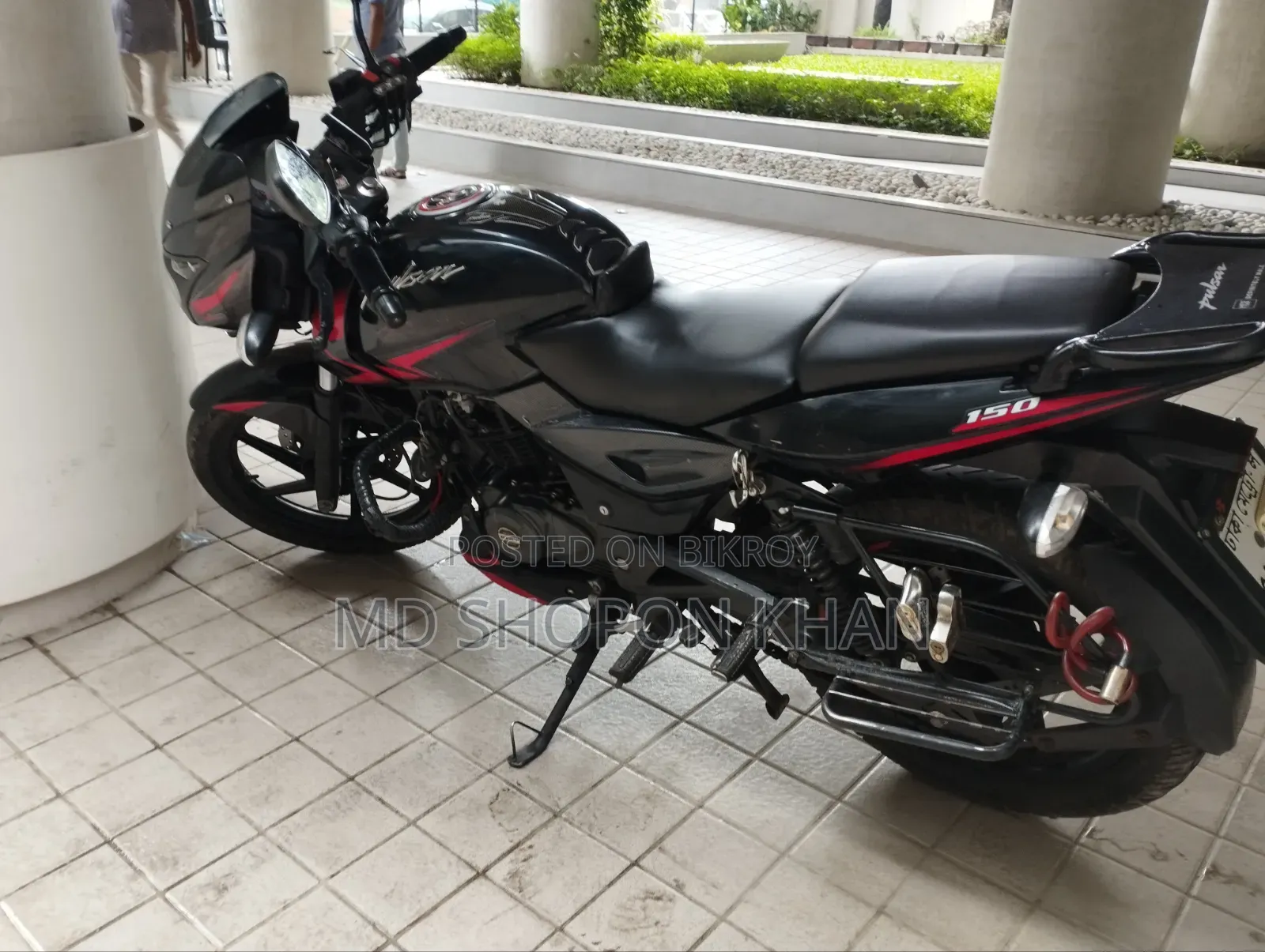 Bajaj Pulsar 150 2021 Red