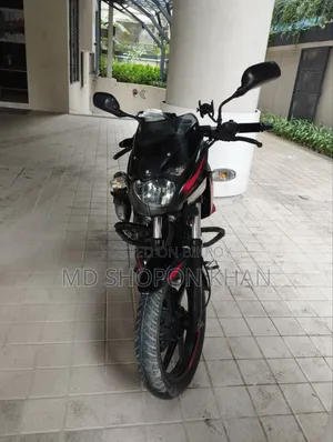 Bajaj Pulsar 150 2021 Red