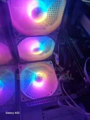 Gigabyte GB-BKi5A-7200 16GB Intel Core I5 HDD+SSD 256GB