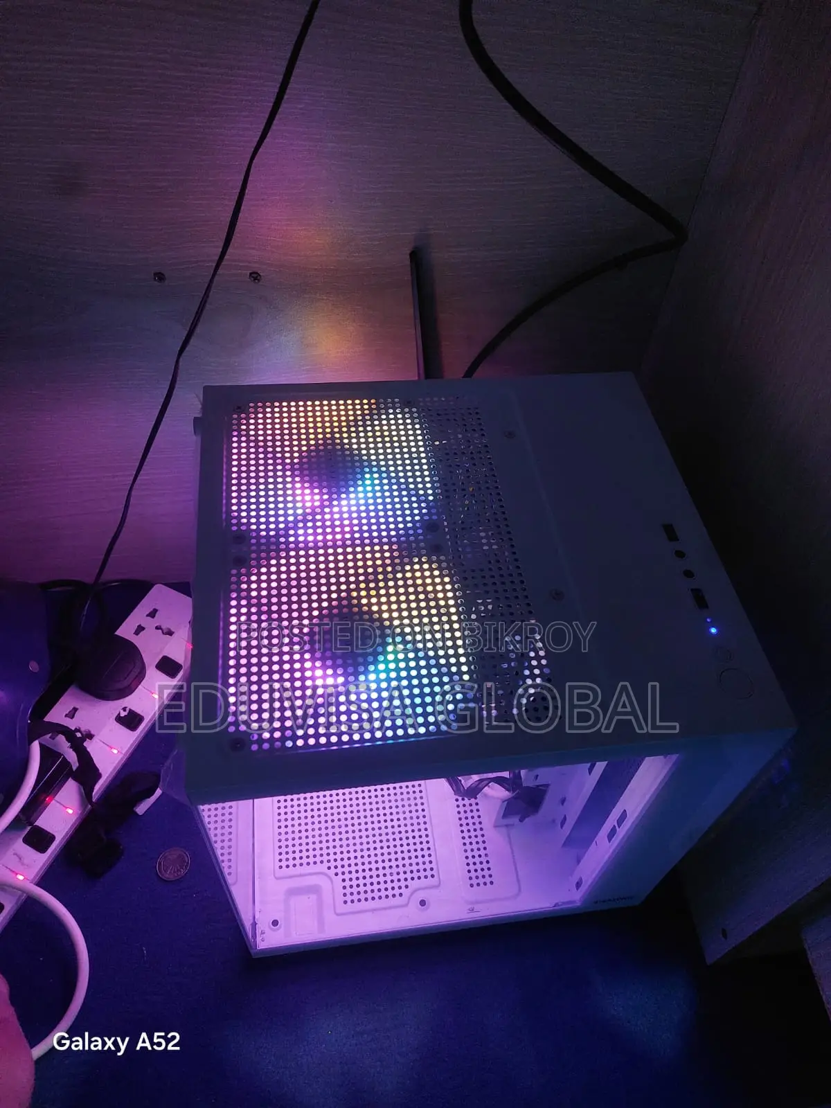 Gigabyte GB-BKi5A-7200 16GB Intel Core I5 HDD+SSD 256GB