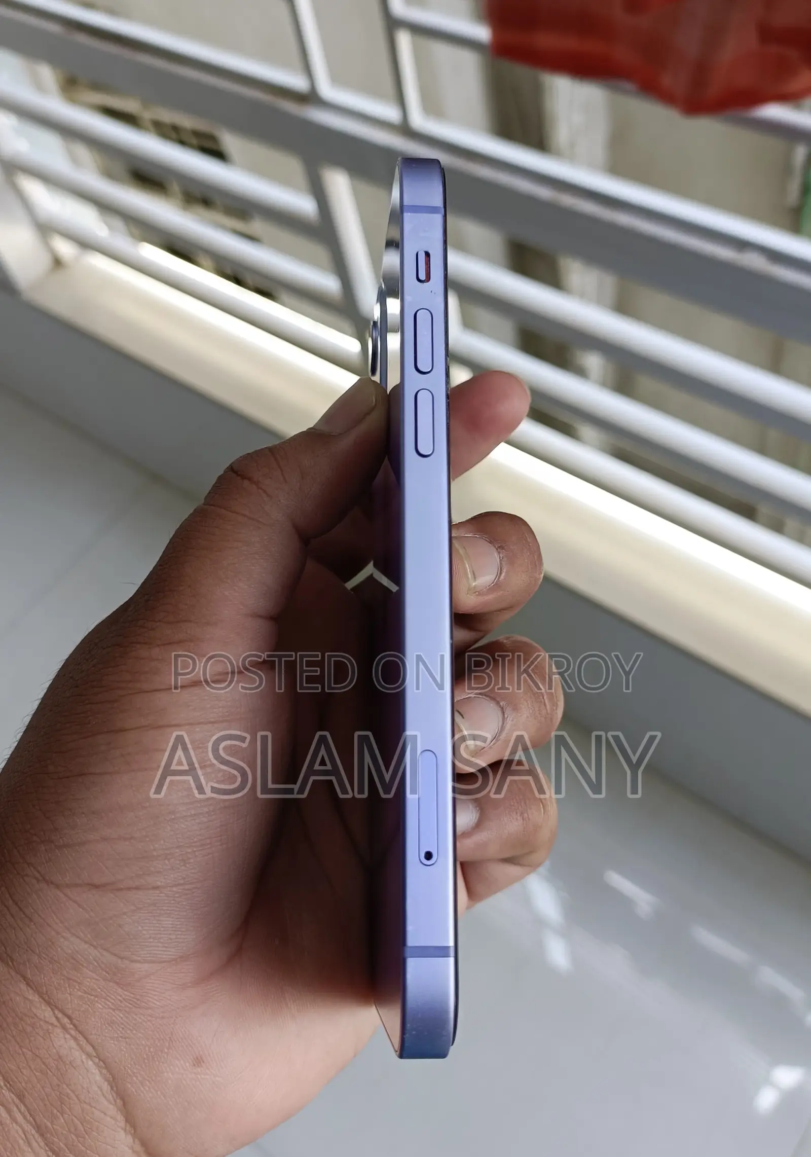 Apple iPhone 12 64 GB Purple