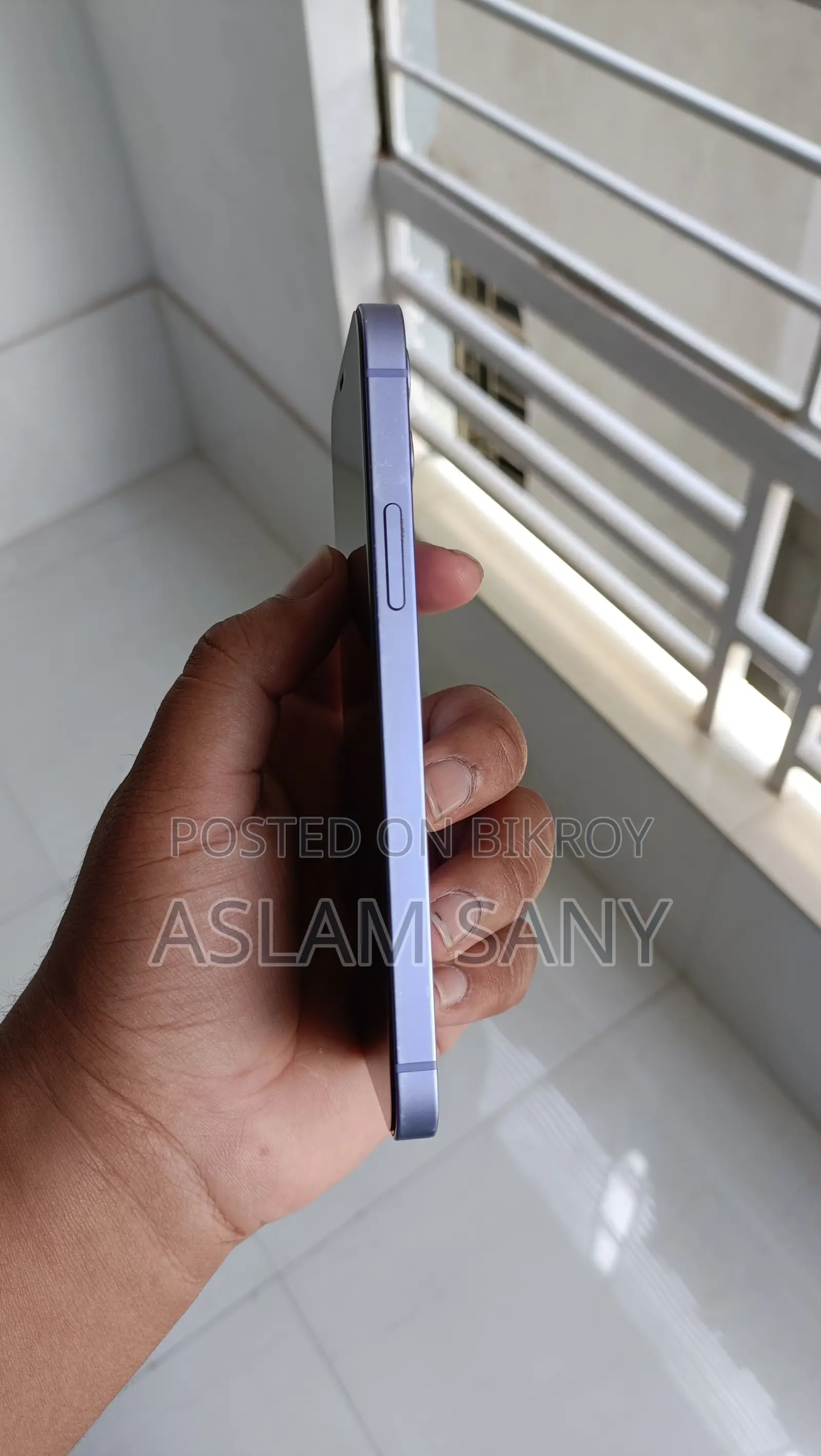 Apple iPhone 12 64 GB Purple