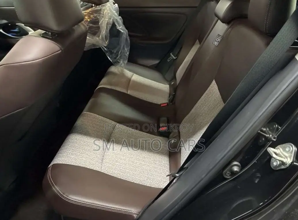 Toyota Yaris Cross 2021 Black