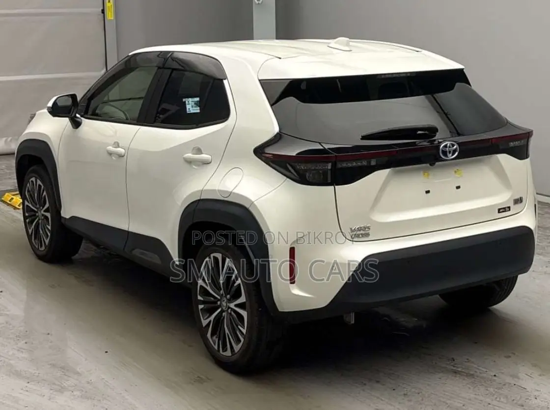 Toyota Yaris Cross 2021 Pearl