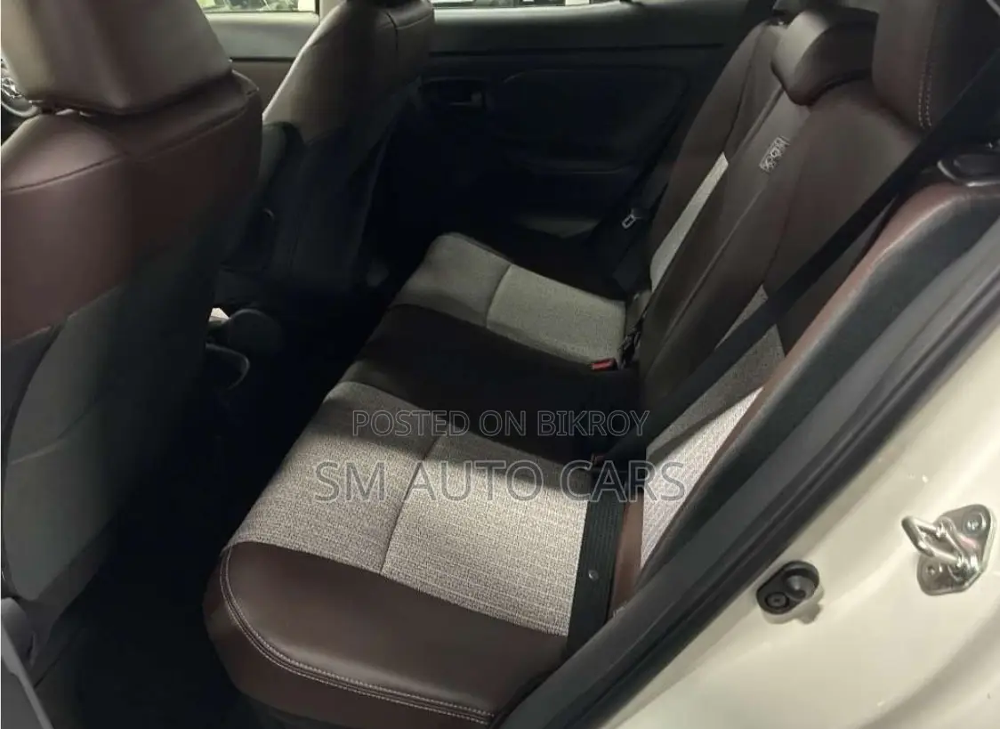 Toyota Yaris Cross 2021 Pearl