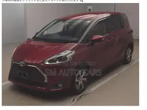 Toyota Sienta 2021 Red