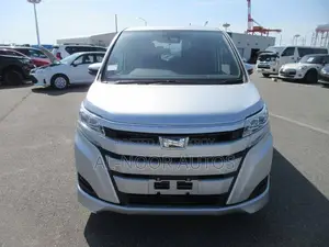 Toyota Noah 2021 Silver