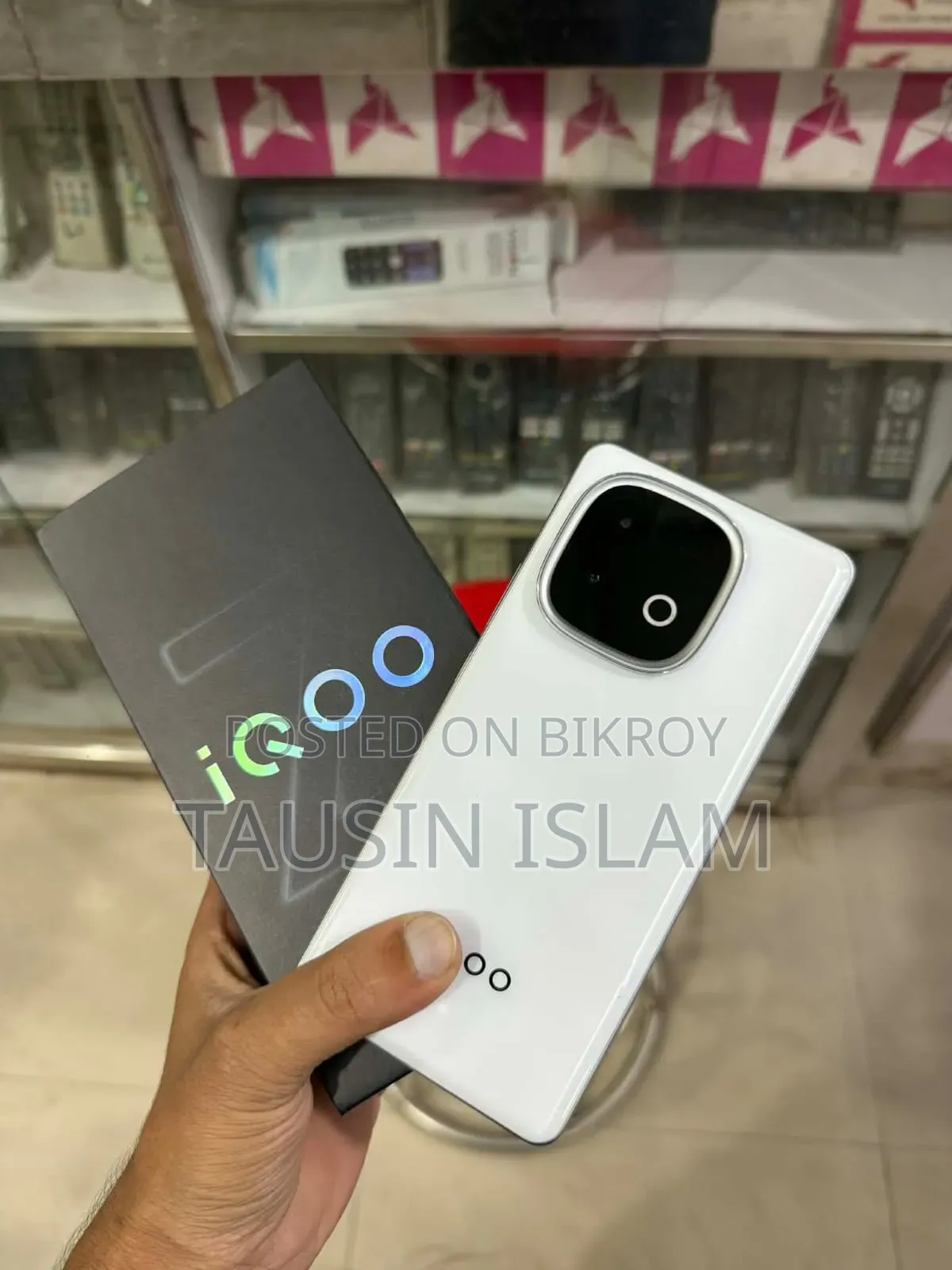 iQOO Z10 ২৫৬ জিবি সাদা