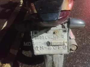 টিভিএস মেট্রো ২০১৮ লাল