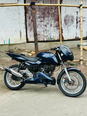 Bajaj Pulsar 150 2011 Red