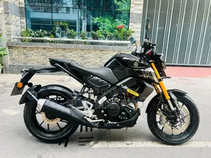 Yamaha 2022 Black