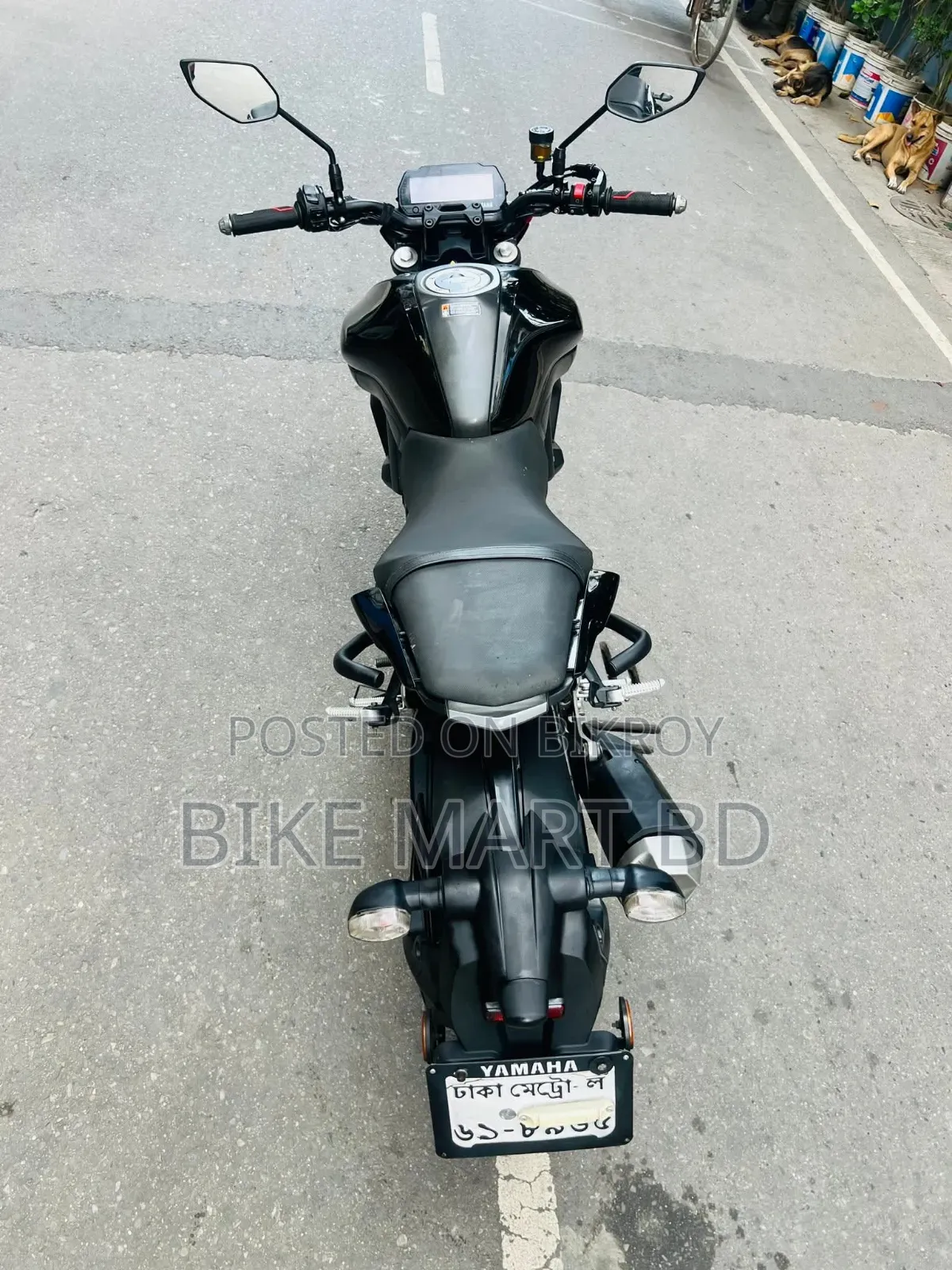Yamaha 2022 Black
