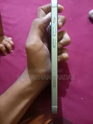 নতুন অ্যাপল আইফোন ১৫ প্লাস ১২৮ জিবি সাদা