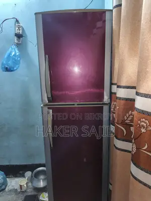 ফ্রিজ বিক্রির জন্য