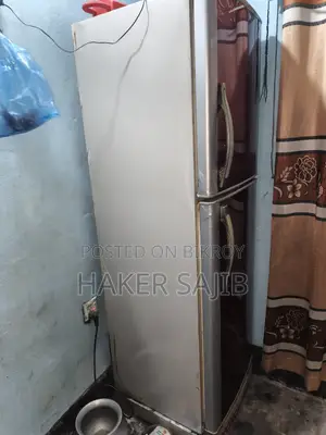 ফ্রিজ বিক্রির জন্য