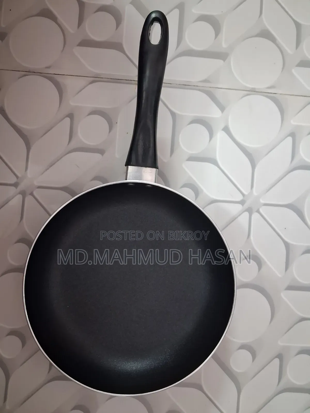 ননস্টিক ক্রোকারিজ