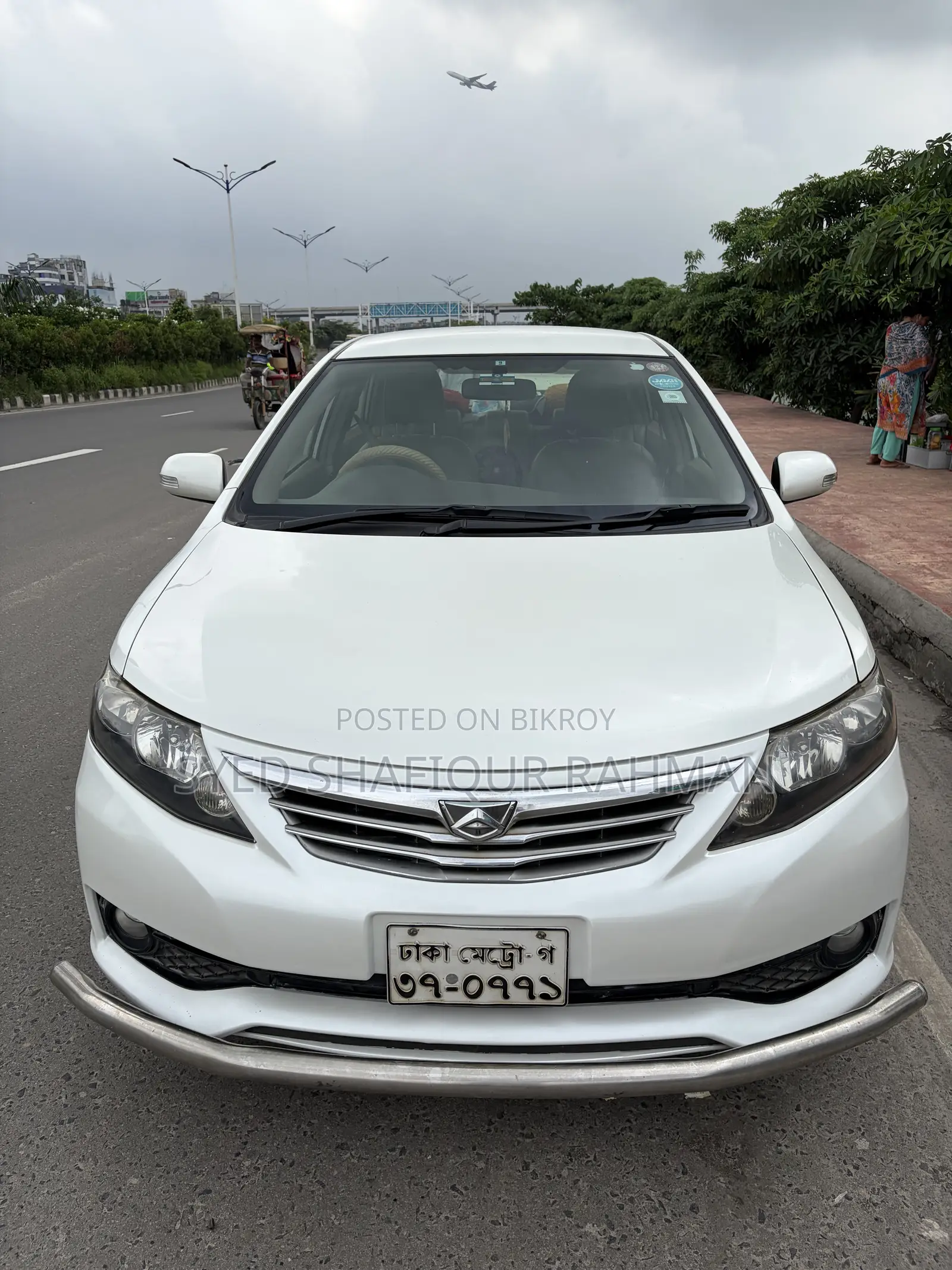 টয়োটা অ্যালিয়ন ২০১০ হোয়াইট