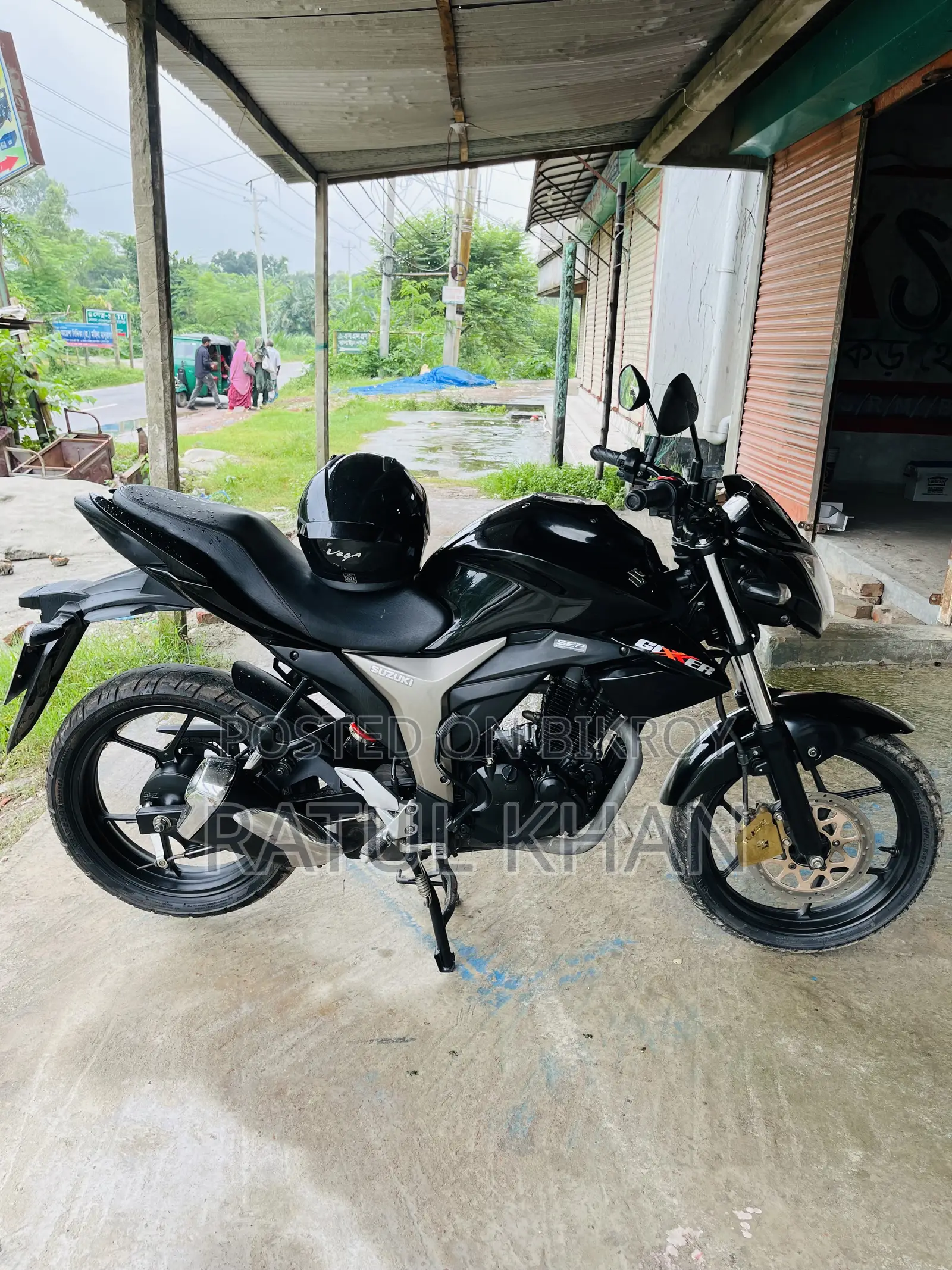 নতুন সুজুকি জিক্সার মনোটোন ২০২২ কালো