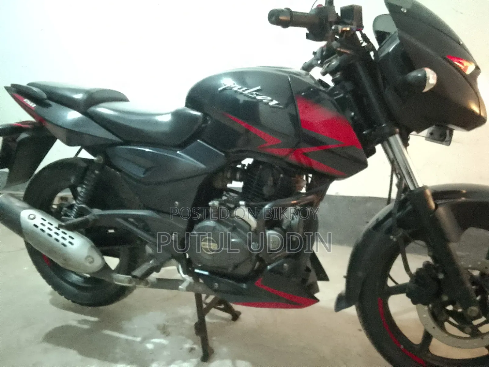 Bajaj Pulsar 150 2019 Black