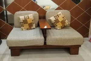 ২ সিট কাঠের সোফা ব্র্যান্ড হাতিল
