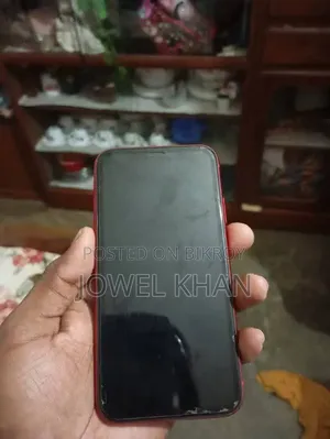 Apple iPhone 11 128 GB Red