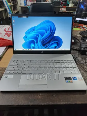 Laptop HP 15-Dw0037wm 8GB Intel Core I7 HDD+SSD 2T
