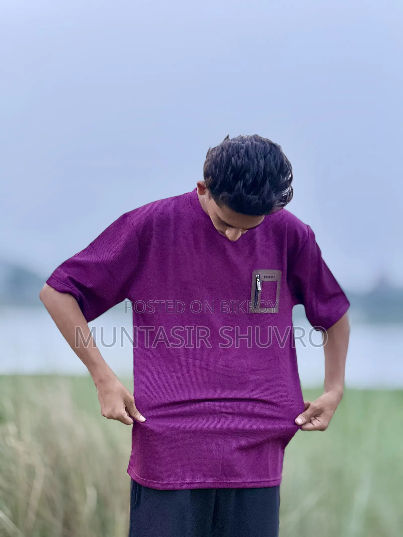 ড্রপ শোল্ডার টি-শার্ট