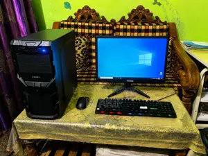 Desktop Computer Gigabyte 4GB Intel Core i3 HDD+SSD 1TB