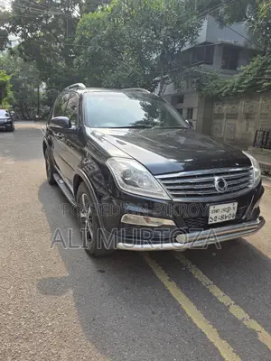 SsangYong Rexton 2016 Black