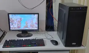 Desktop Computer Gigabyte 4GB HDD+SSD 640GB