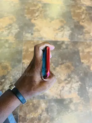 অ্যাপল আইফোন ১১ ১২৮ জিবি রেড