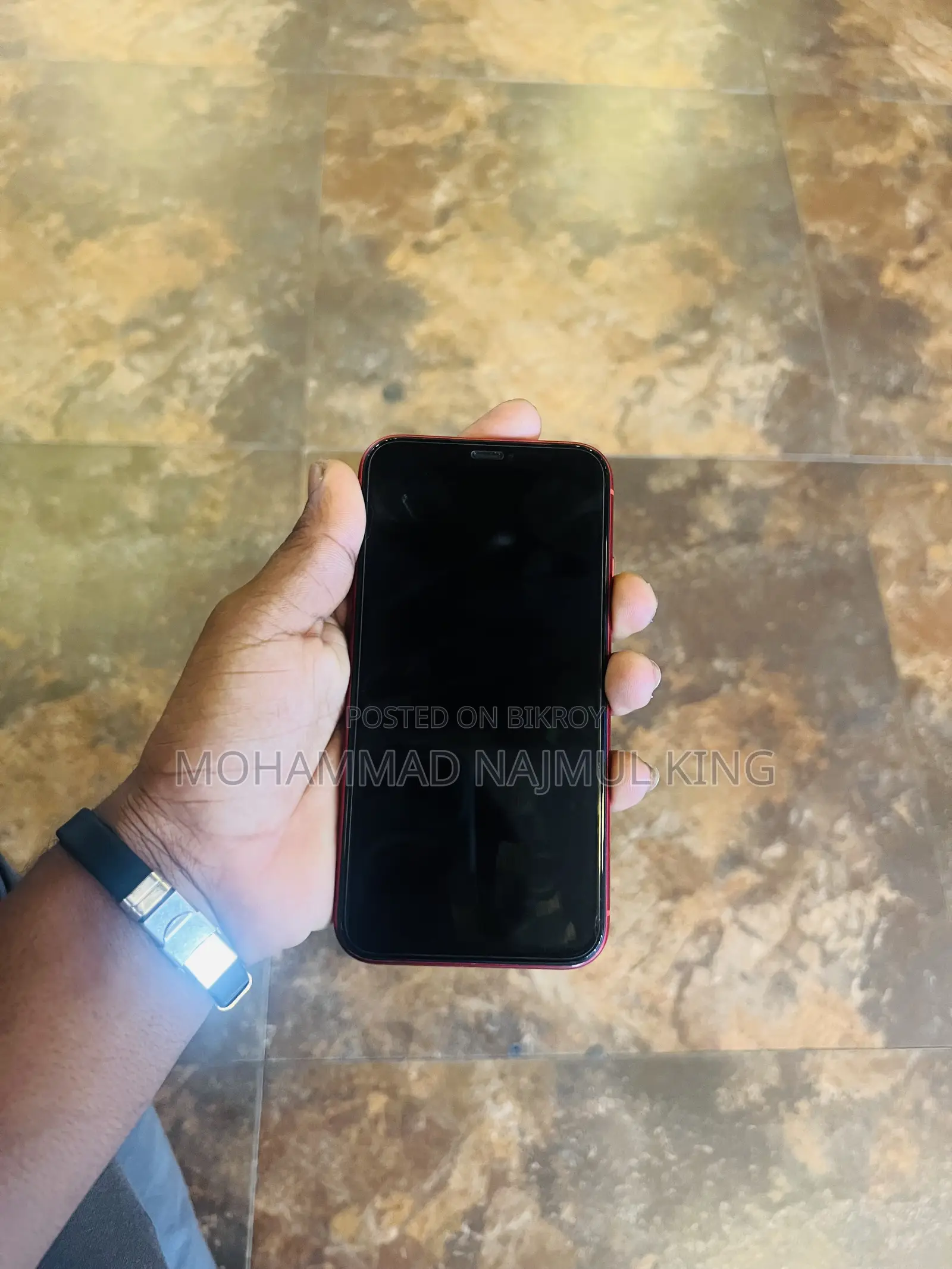অ্যাপল আইফোন ১১ ১২৮ জিবি রেড