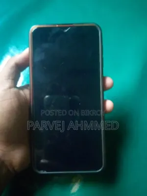 Samsung A10 32 GB Red