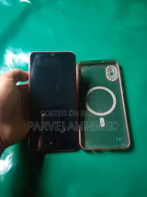 Samsung A10 32 GB Red