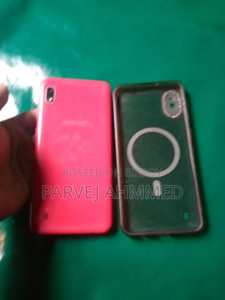 Samsung A10 32 GB Red
