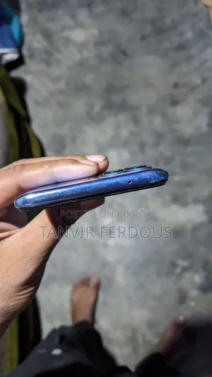 Oppo F17 Pro 128 GB Blue