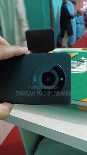 রিয়েলমি ১১ প্রো ১২৮ জিবি কালো