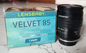 Lensbaby Velvet 85mm F/1.8 Ef Mount