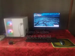 Desktop Computer MSI Model 16GB AMD Ryzen 5 SSD 128GB