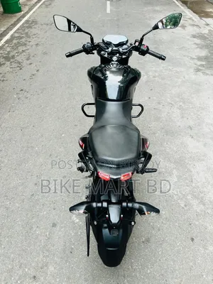 বাজাজ পালসার এন১৬০ ২০২৪ ব্ল্যাক