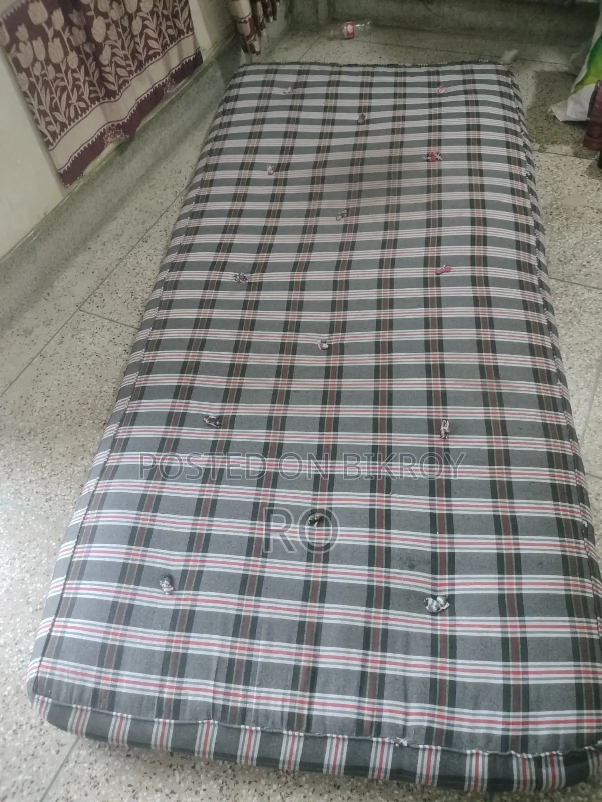 জাজিম ১ বছর ব্যবহৃত