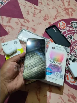Infinix Hot 70 128 GB Silver