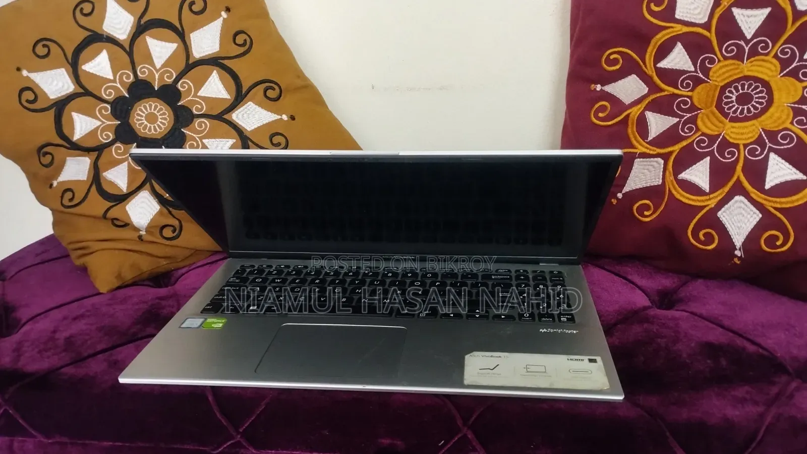 Laptop ASUS Vivobook 15 8GB Intel Core I7 HDD+SSD 1T