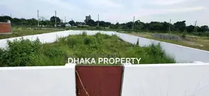 Semi Corner 3 Katha North/East At Sector-27