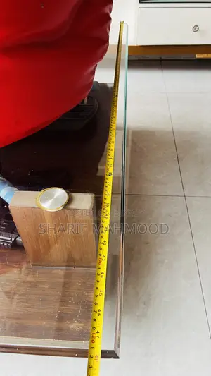 গ্লাস টপ ডাবল শেলফ টি টেবিল বিক্রয়ের জন্য