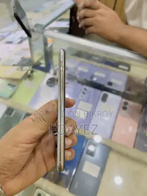 Apple iPhone XS 64 GB White