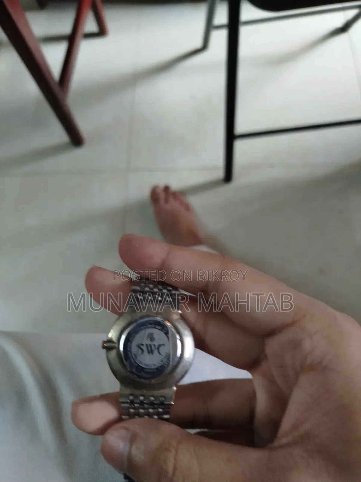 এসডব্লিউসি স্লাইস স্যাফায়ার ওয়াচ